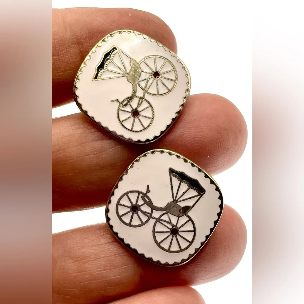 Vintage Cufflinks Gold Tone and Enamel Square Antique Car